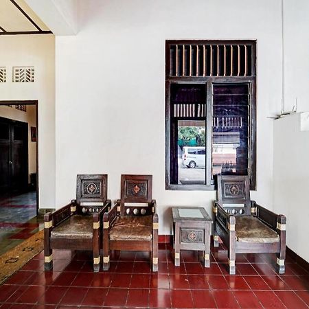 Oyo 90676 Oryza Hotel يوغياكارتا المظهر الخارجي الصورة