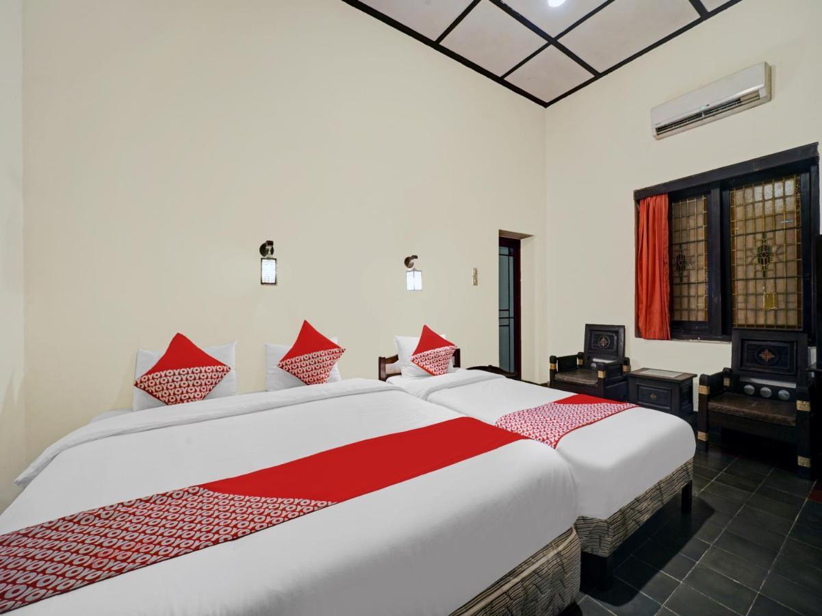 Oyo 90676 Oryza Hotel يوغياكارتا المظهر الخارجي الصورة