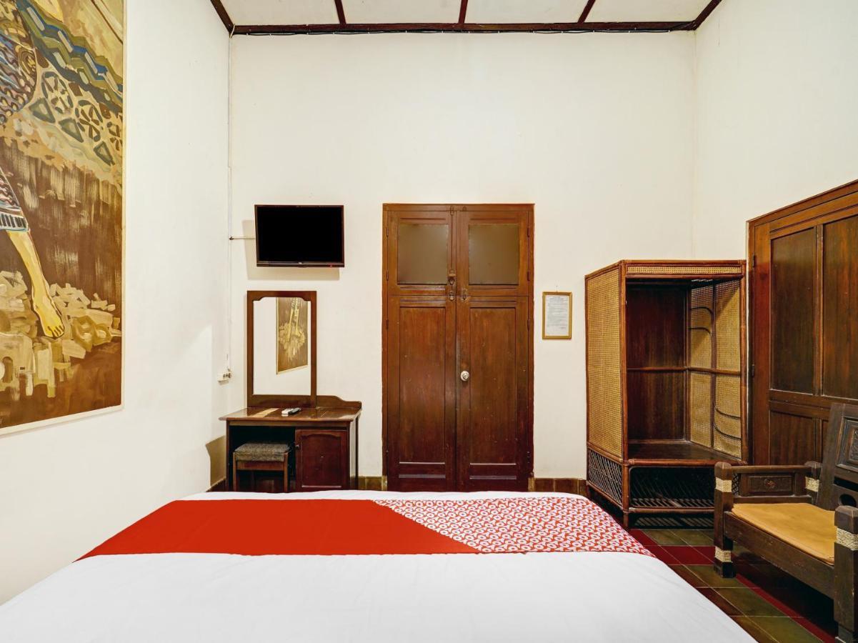 Oyo 90676 Oryza Hotel يوغياكارتا المظهر الخارجي الصورة